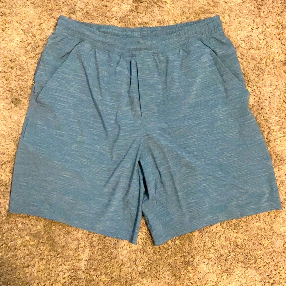 Lululemon pacebreaker short size large 9” w/ liner